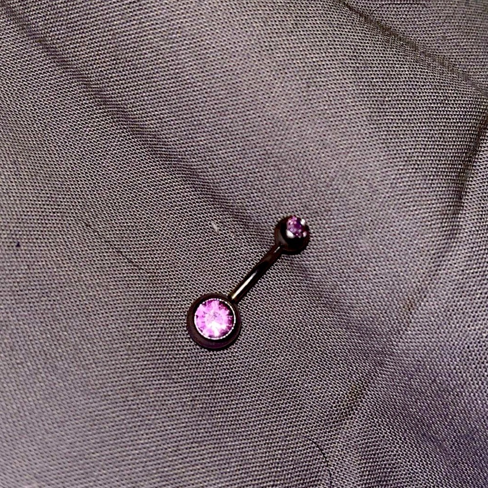Belly button ring - Picture 2 of 2